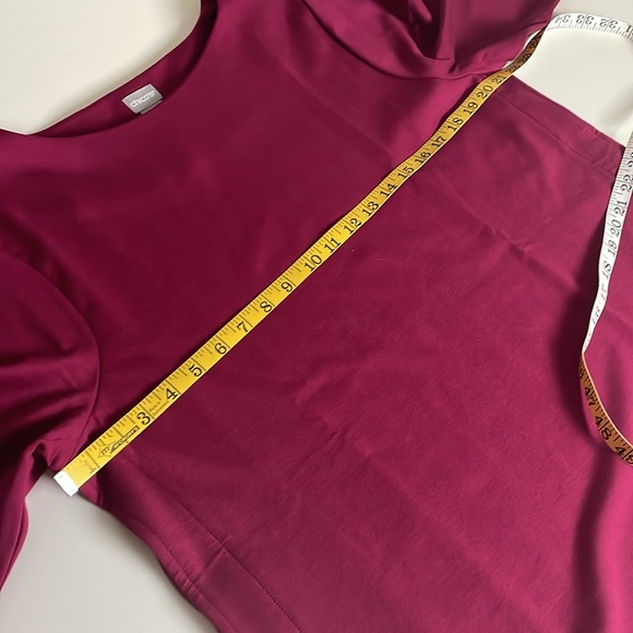 Chico’s Burgundy (maroon) 3/4 sleeve Tunic with Gold Button Detail- Large - Picture 9 of 13